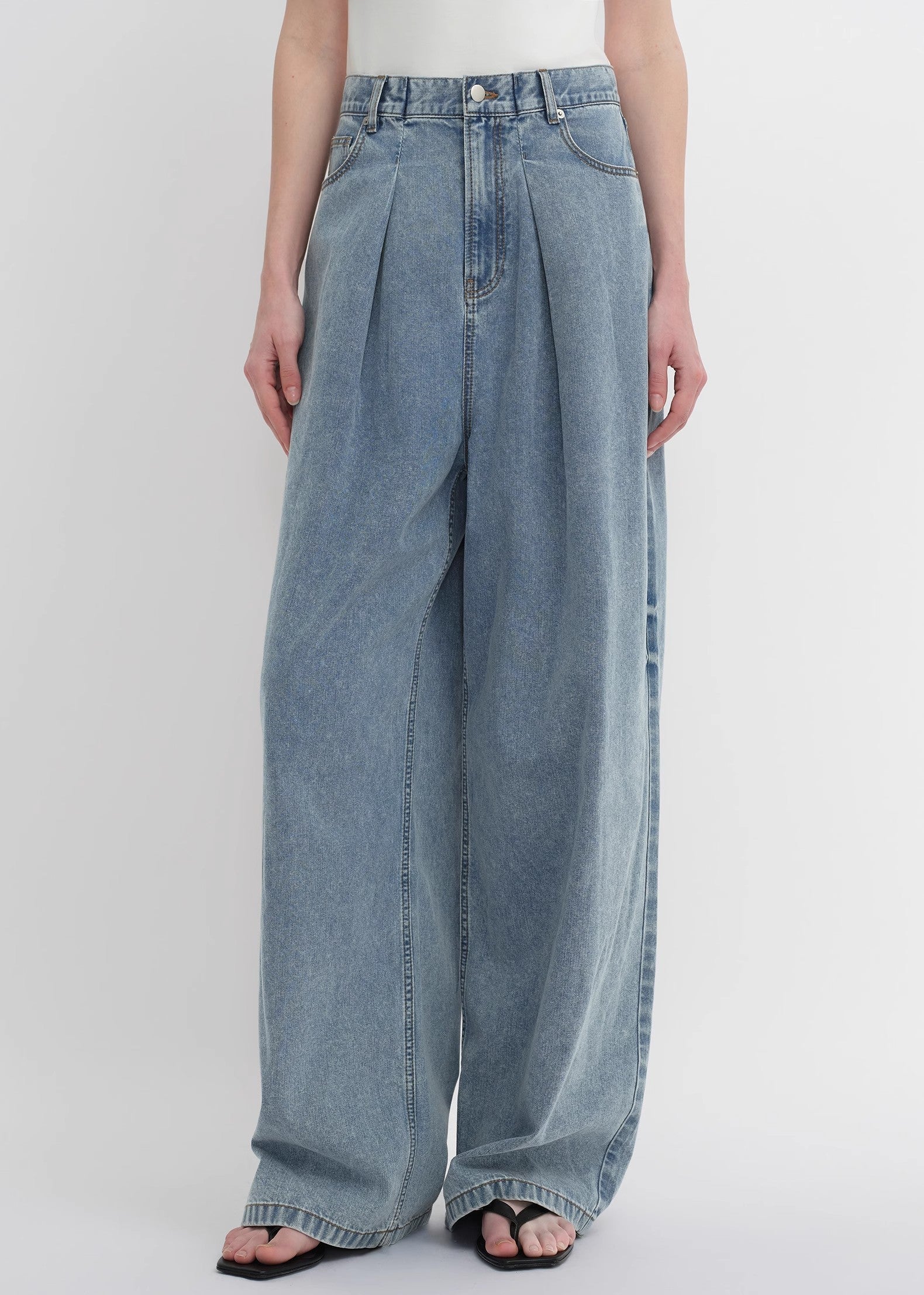 Soft Cotton Light  Wide Leg Jeans
