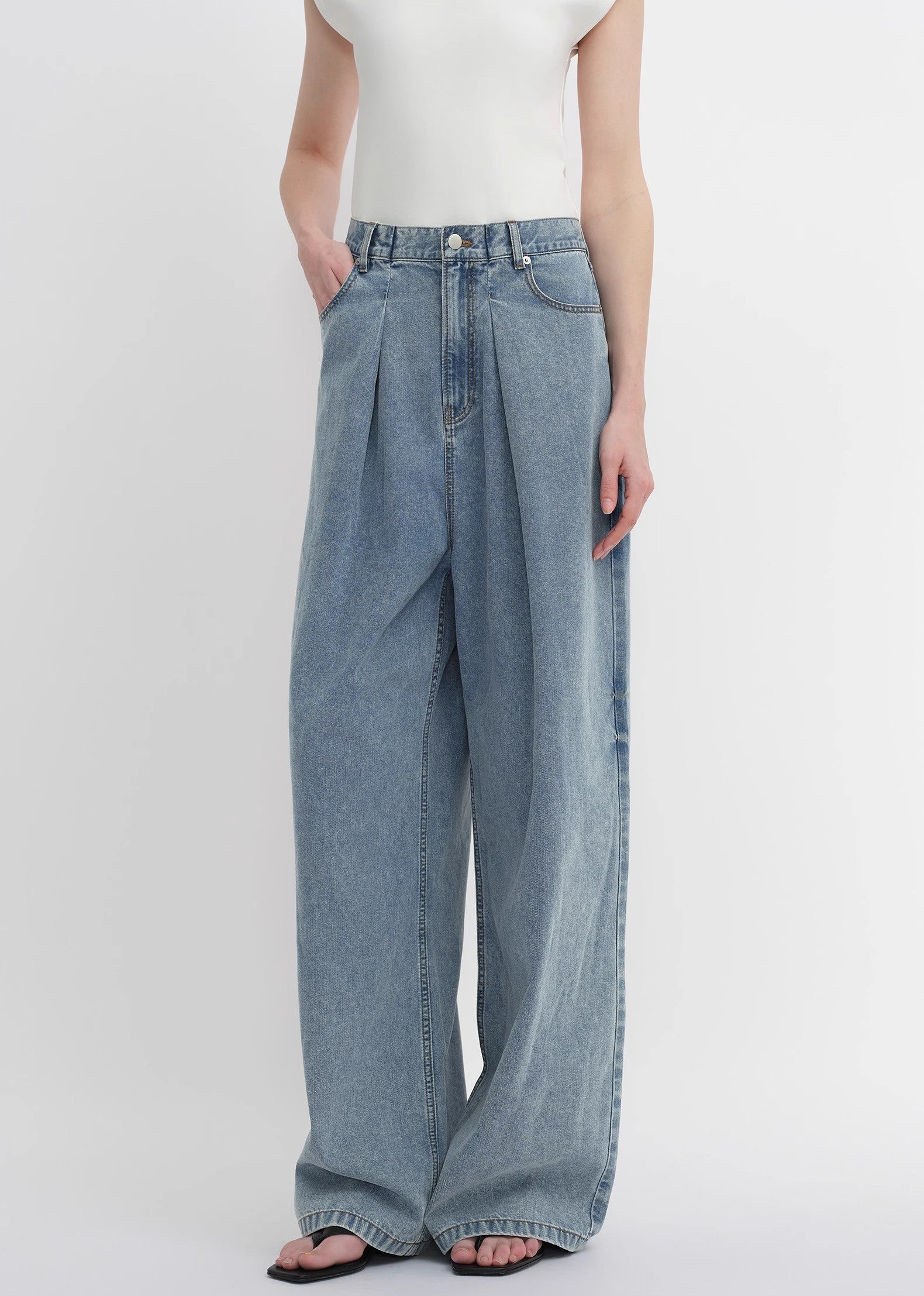 Soft Cotton Light  Wide Leg Jeans