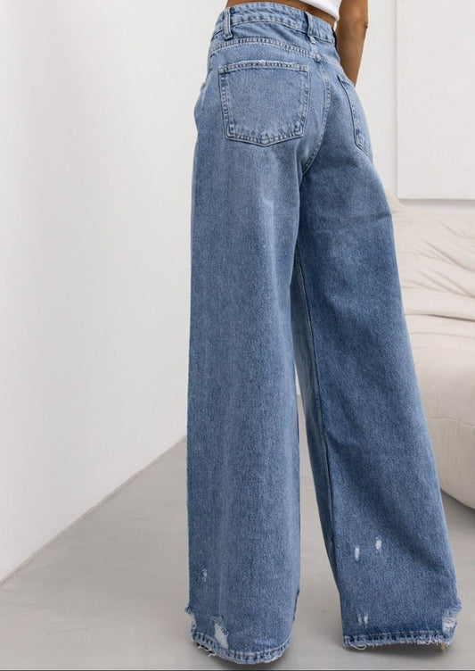 Distressed Wide Leg Jeans