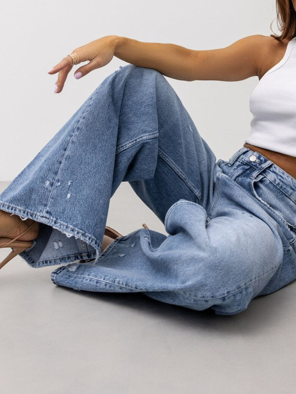 Distressed Wide Leg Jeans